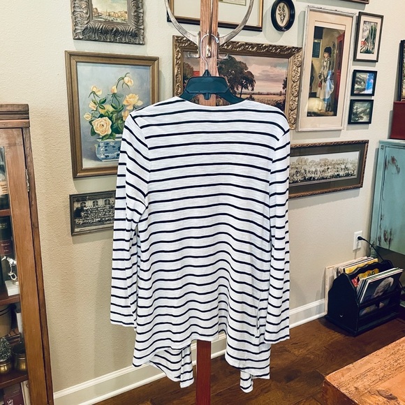 Chico’s The Ultimate Tee open front cardigan sweater w/ pockets SZ M white black - Picture 6 of 7
